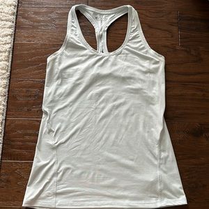 Athleta tank